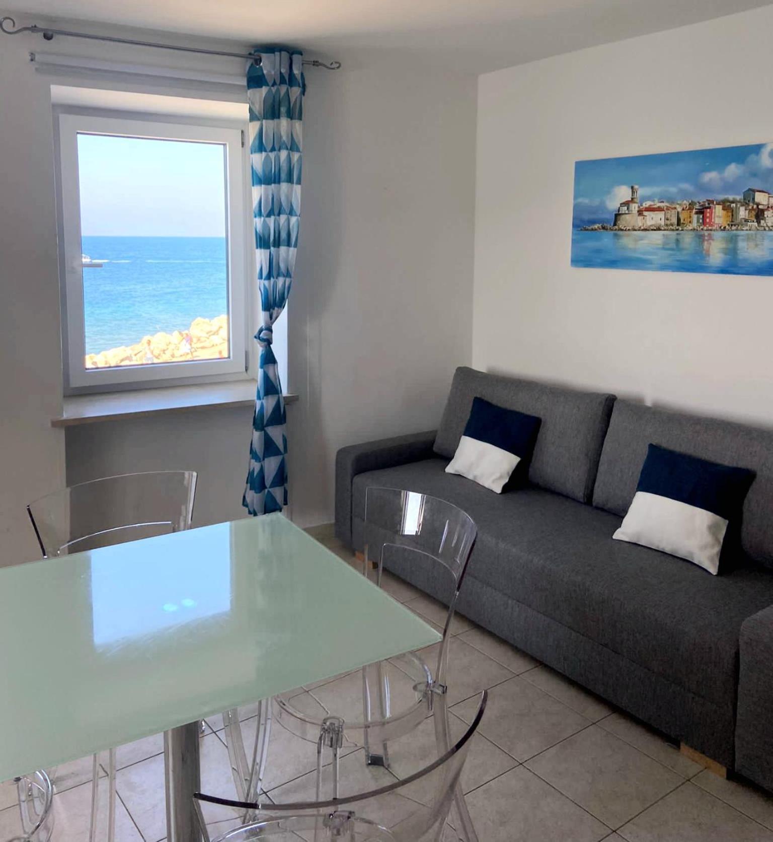 Charming Facing Sea ! * Piran